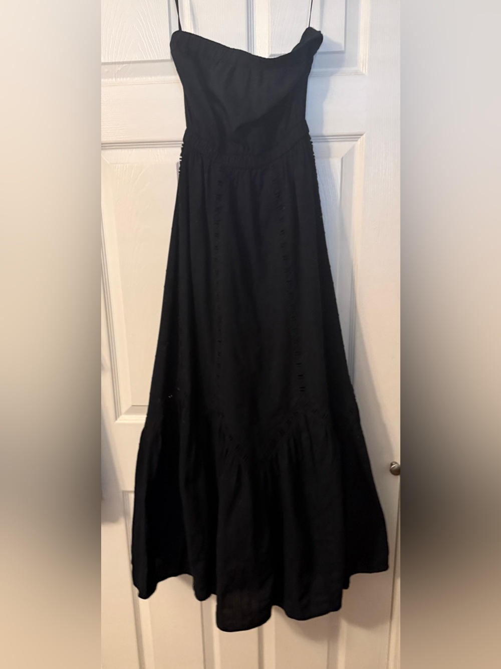 GAP strapless dress with Eyelet Details